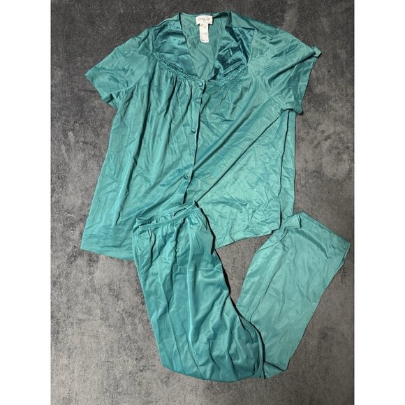 VTG Vanity Fair 2 Pc Pajamas SS Appliquéd Top & Long Pants 100% Nylon L - Picture 1 of 6